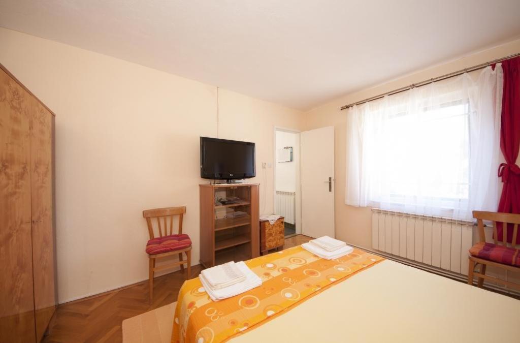 Apartments Gorana Splitska Chambre photo