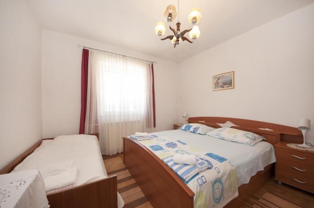 Apartments Gorana Splitska Chambre photo