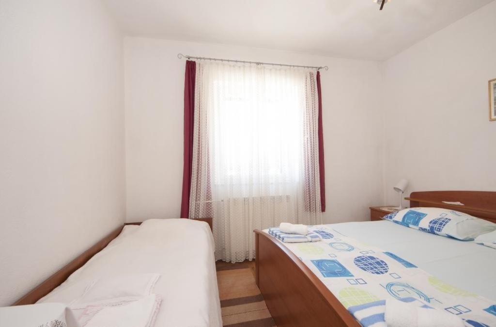 Apartments Gorana Splitska Chambre photo