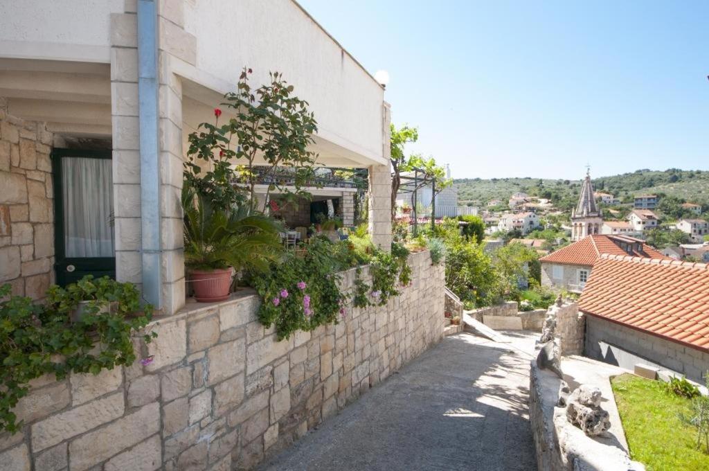 Apartments Gorana Splitska Chambre photo