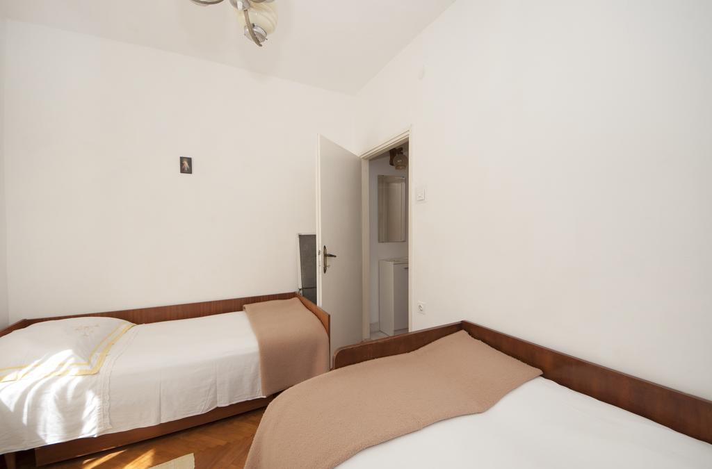 Apartments Gorana Splitska Extérieur photo